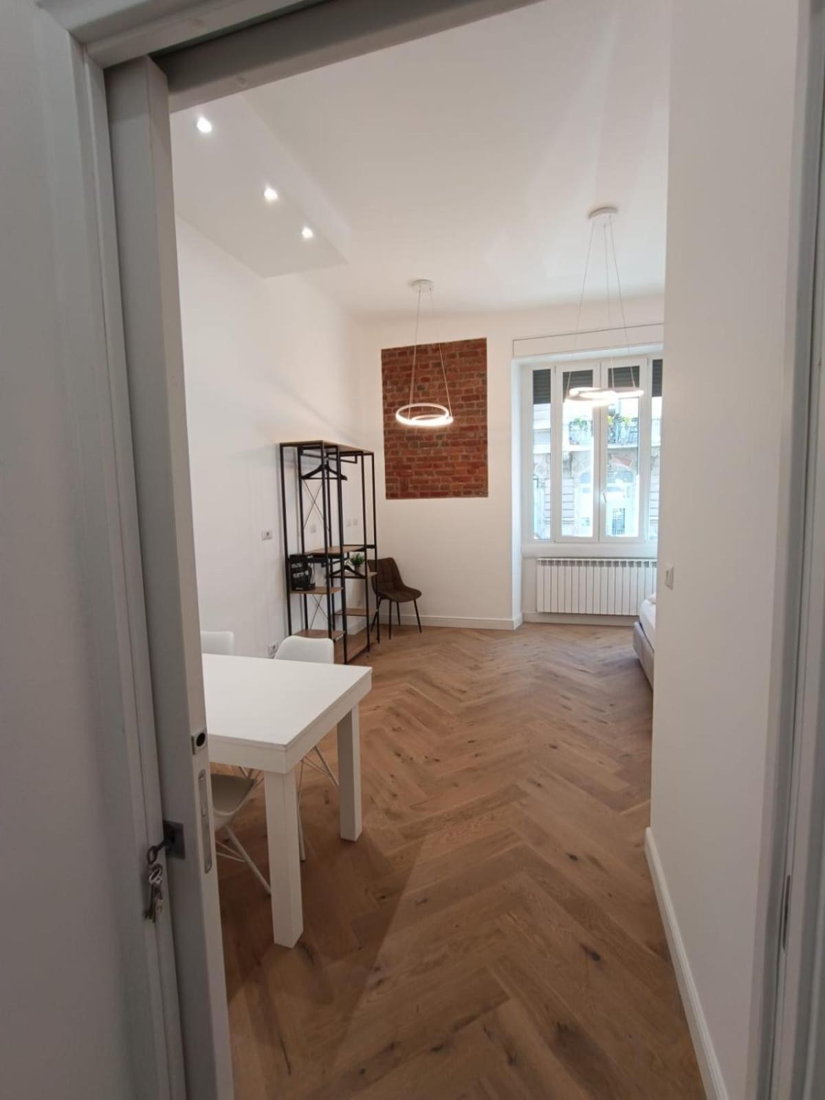 Be-C0 Centrale New Double Suite Milan Exterior photo
