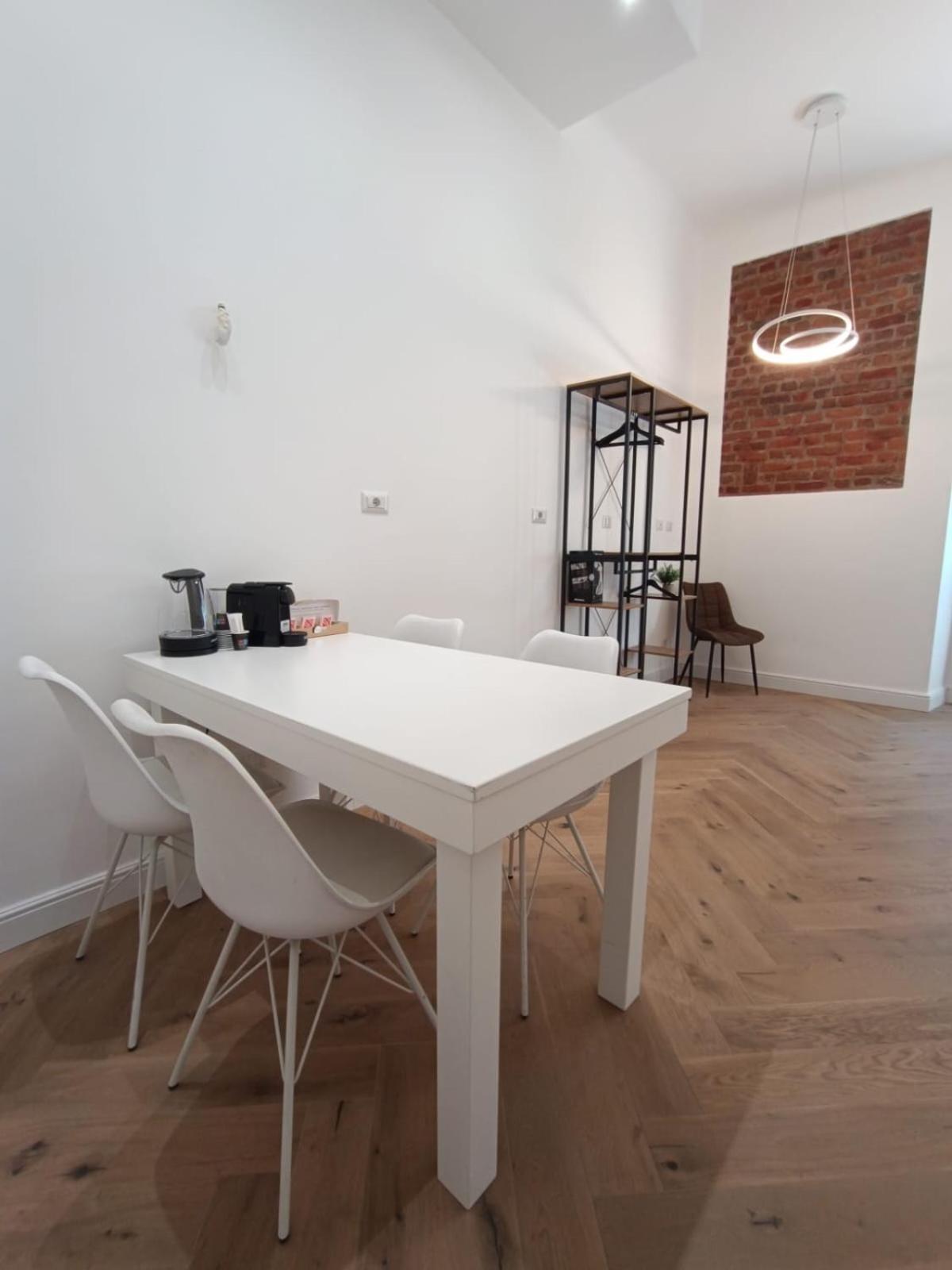 Be-C0 Centrale New Double Suite Milan Exterior photo