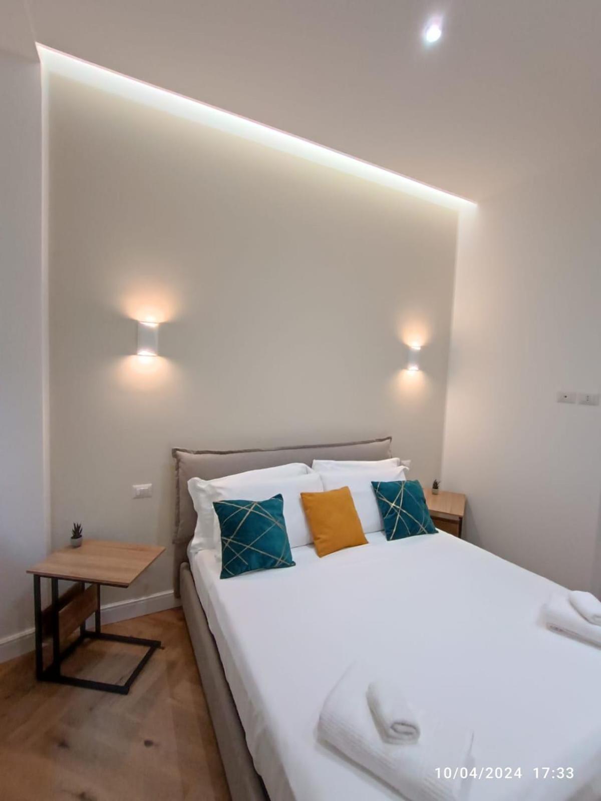 Be-C0 Centrale New Double Suite Milan Exterior photo